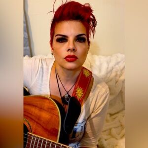 Meet your Posher, Damaris